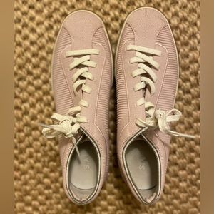 Rothy’s sneakers, Size 10